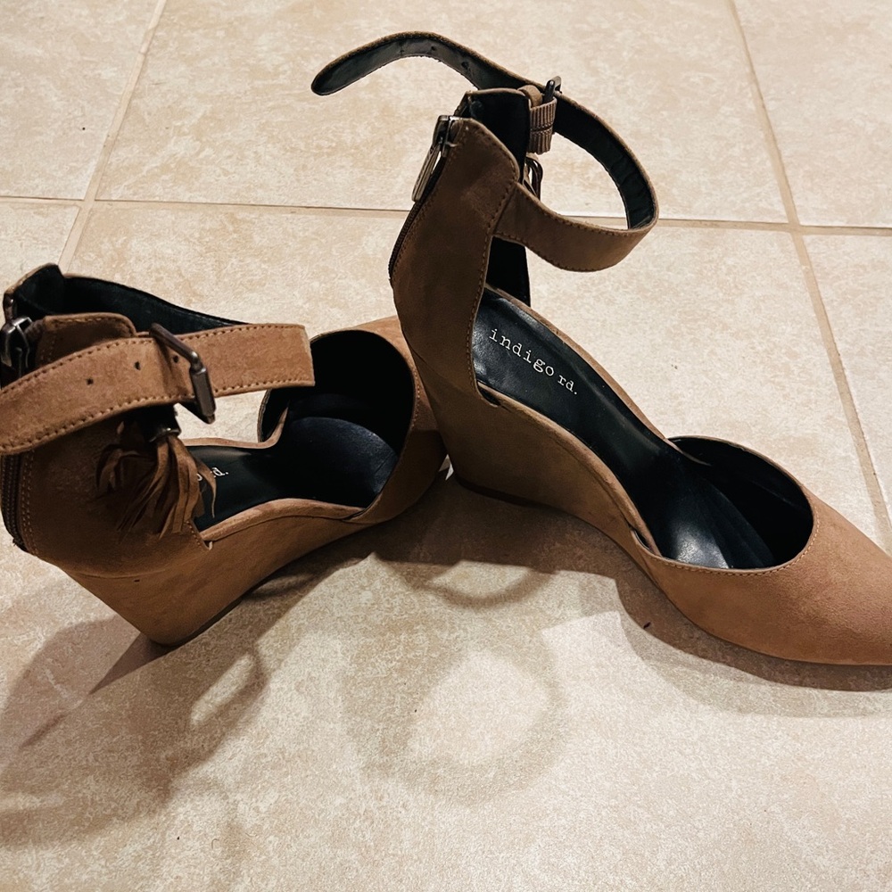 Indigo Tan Wedge Sandals for Women